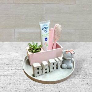 מארז מתנה ליולדת - לבת (ורוד בהיר/אפור) דובי