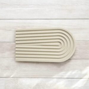 מגש פסים חצי אליפסה- לבן